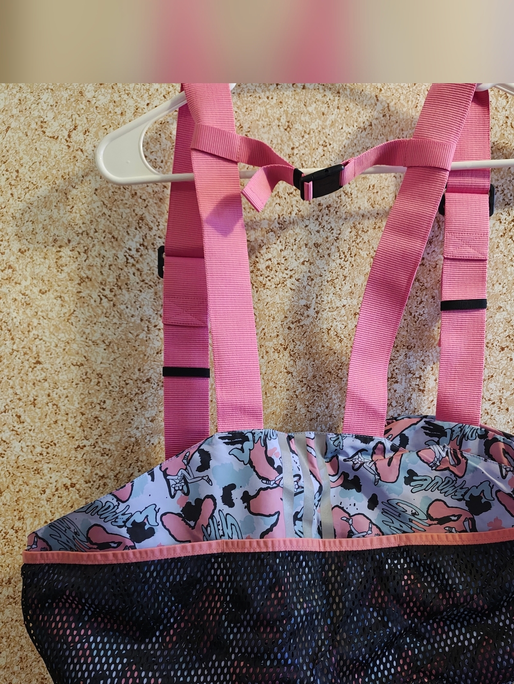 Rare: Adidas Pink & Light Blue Graphic Chest Bag Adult Small NWT - Picture 7 of 12